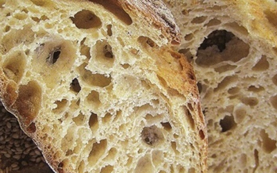 Χειροποίητο χωριάτικο ψωμί