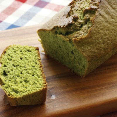 Green Matcha Tea Cake