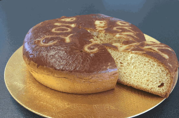 New Year's Day Sweet Bread — English