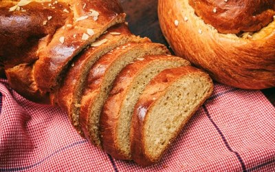 Brioche-like Sweet Bread (aka "Tsoureki")