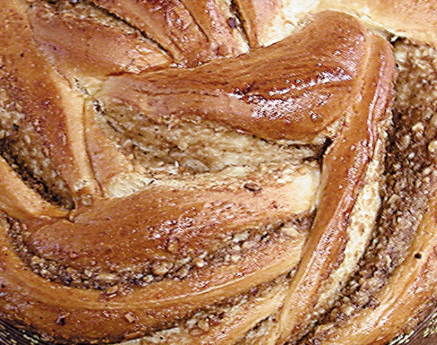 Yeast Raised Coffee Cake — English