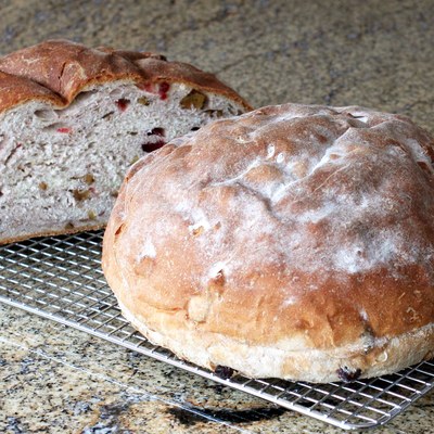 Fruit & nuts loaf