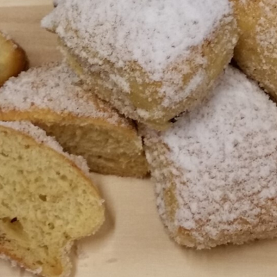 Panettone flavoured plum bites