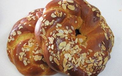 Brioche-like Sweet Bread (aka "Tsoureki")