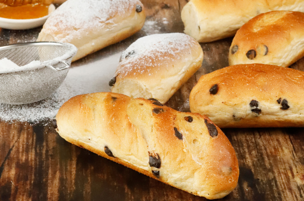 Milk and honey buns — English