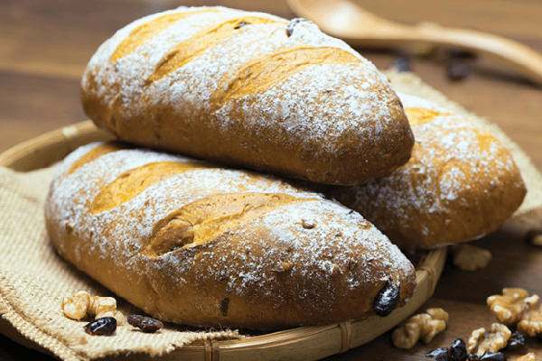 Multigrain Sweet Buns with Cranberries and White Chocolate