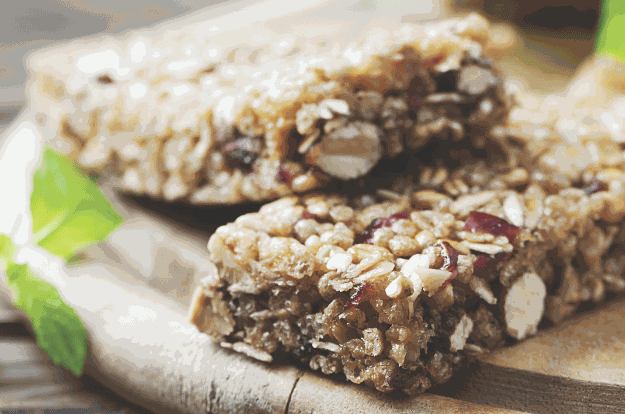 Grain blended Bars with Oat flakes and Hazelnuts — English