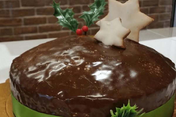 Spicy New Year's Day Cake