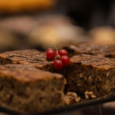 Walnut Traybake