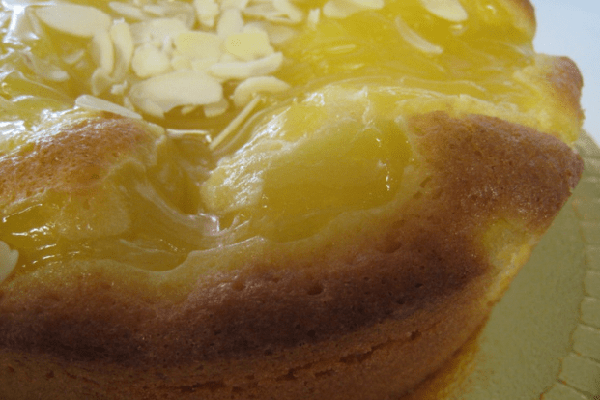 Lemon jelly & Almond Cake