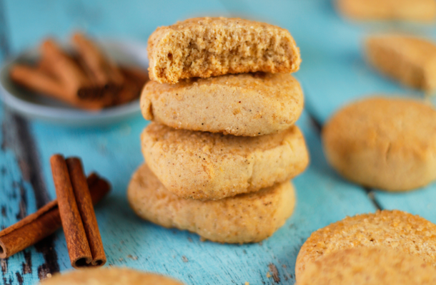 Vegan Cinnamon Biscuits