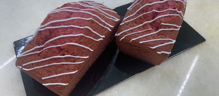 Pink Berry Cake